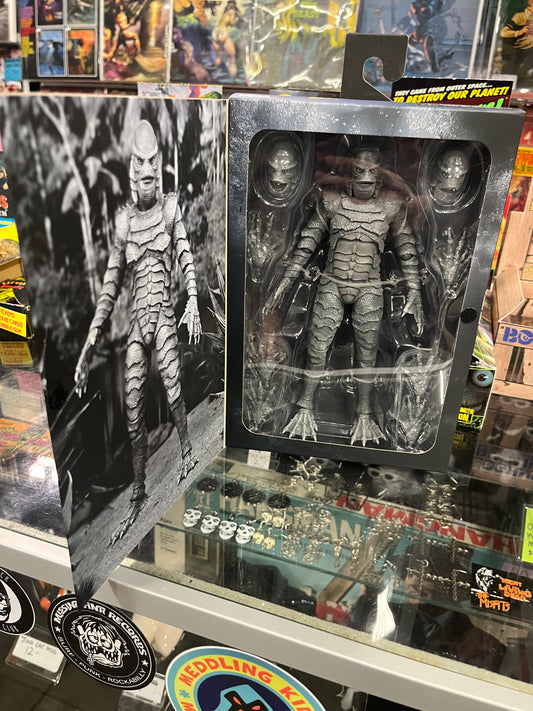 NECA Universal Monsters ULTIMATE CREATURE FROM THE BLACK LAGOON 7” Action Figure