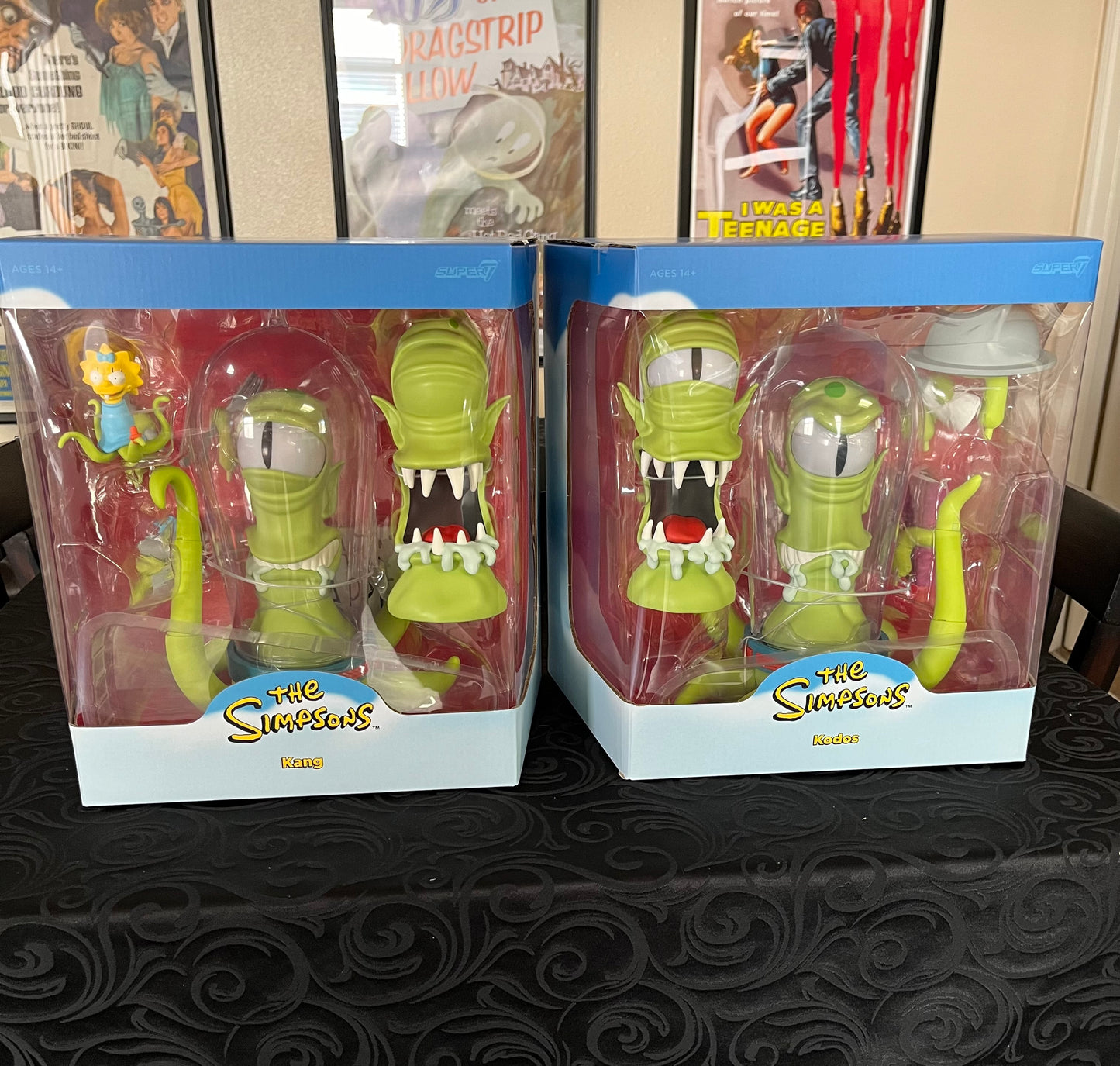 Super7 Ultimates The Simpsons KANG & KODOS Set of Two Figures